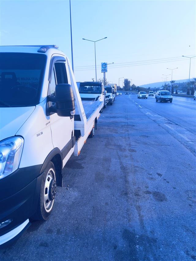 İzmir 7/24 oto çekici hizmet fotoğrafı