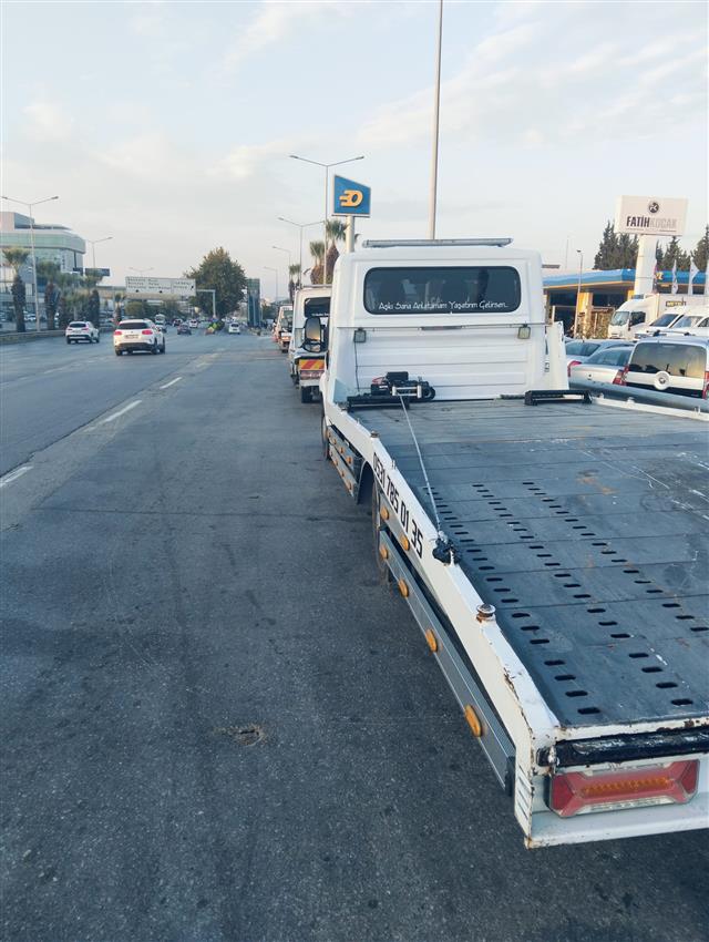 İzmir şehir içi oto kurtarma görseli